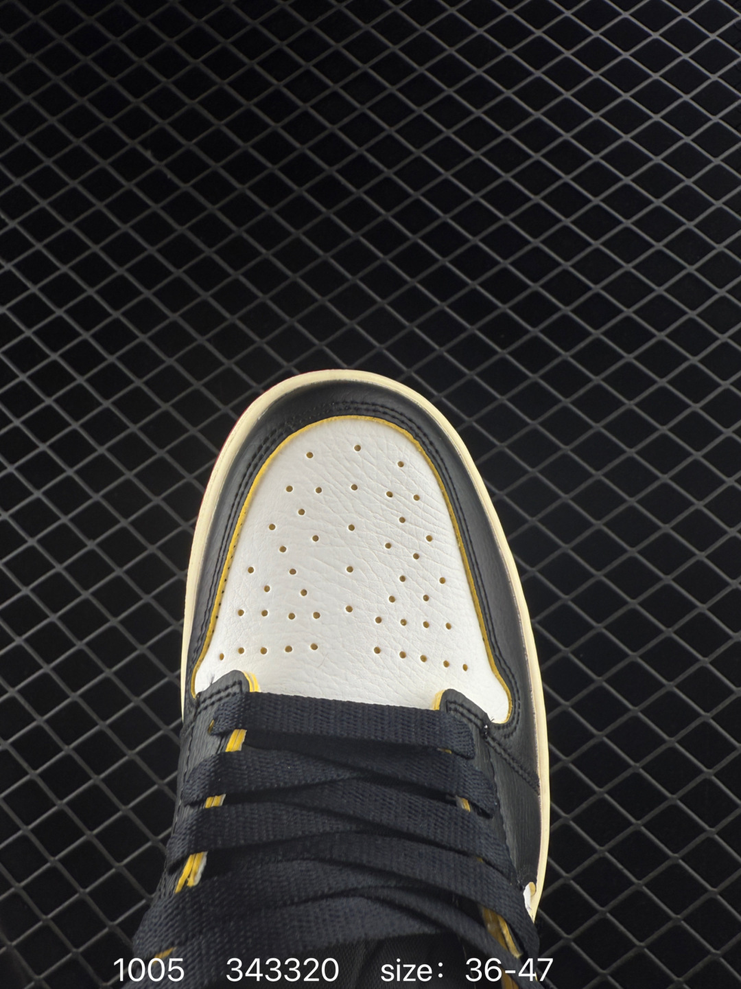 Nike Air Jordan 1 Retro Mid